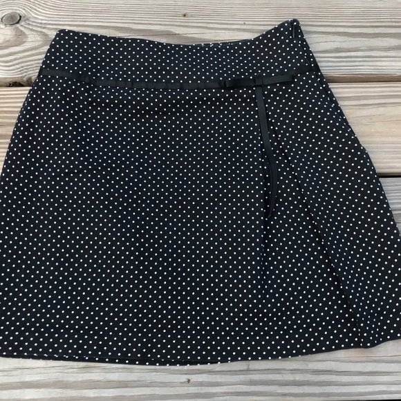 Women Black Skirt W/ White Polka dots for size des - Picture 2 of 7